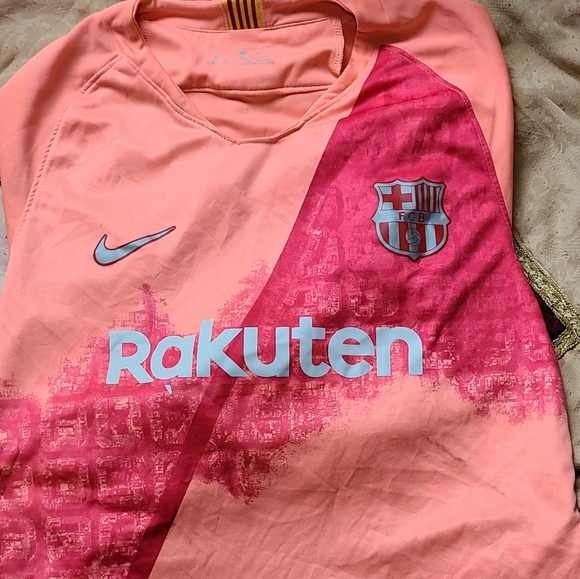 Barcelona 2018/19 Kit (Fan Made) - Picture 1 of 3